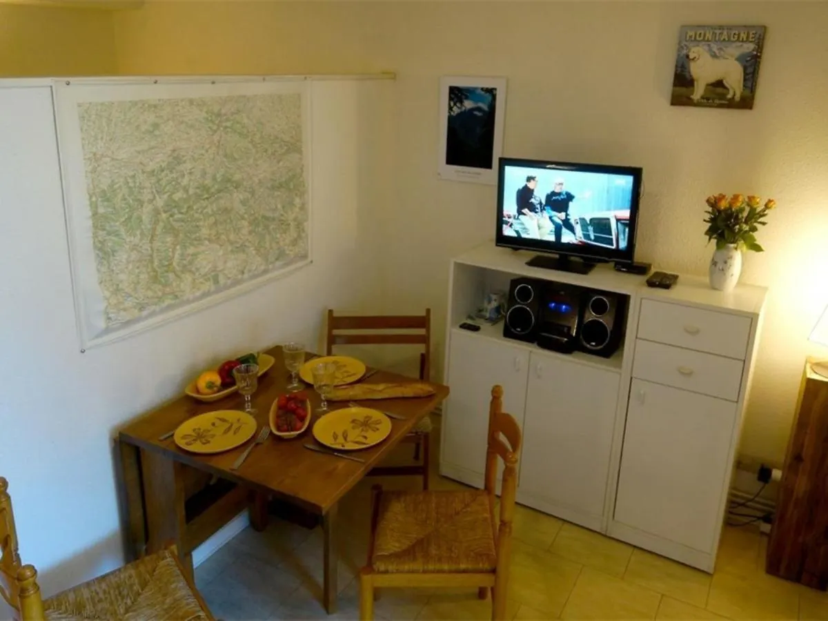 Studio Bagnères-de-Luchon, 1 pièce, 4 personnes - FR-1-313-149 0*,